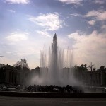 The Hochstrahlbrunnen (Fountain) almost perfectly hides the Red Army Soldier of the Soviet War Memorial on Schwarzenbergplatz